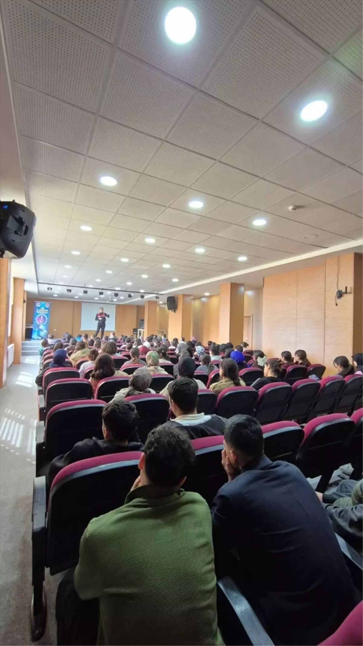 Muradiye\'de Siber Farkındalık Eğitimi