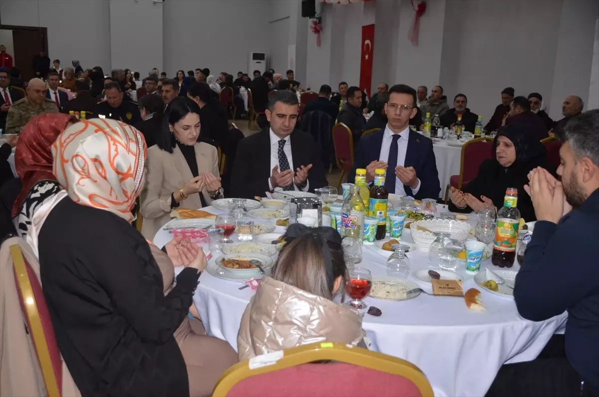 Muş\'ta şehit yakınları ve gaziler için iftar programı düzenlendi