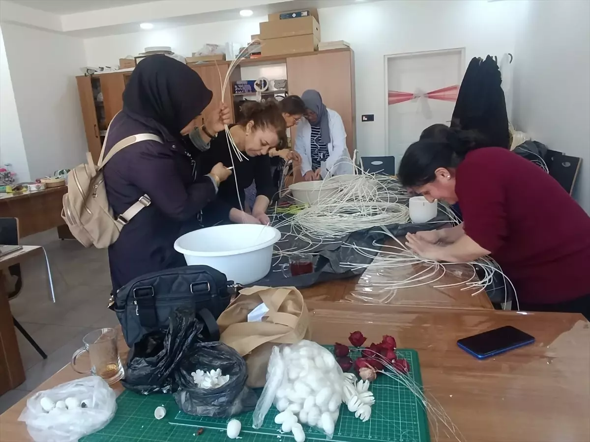 Nallıhan\'daki ADEM\'de 230 kadın kurslara katılıyor