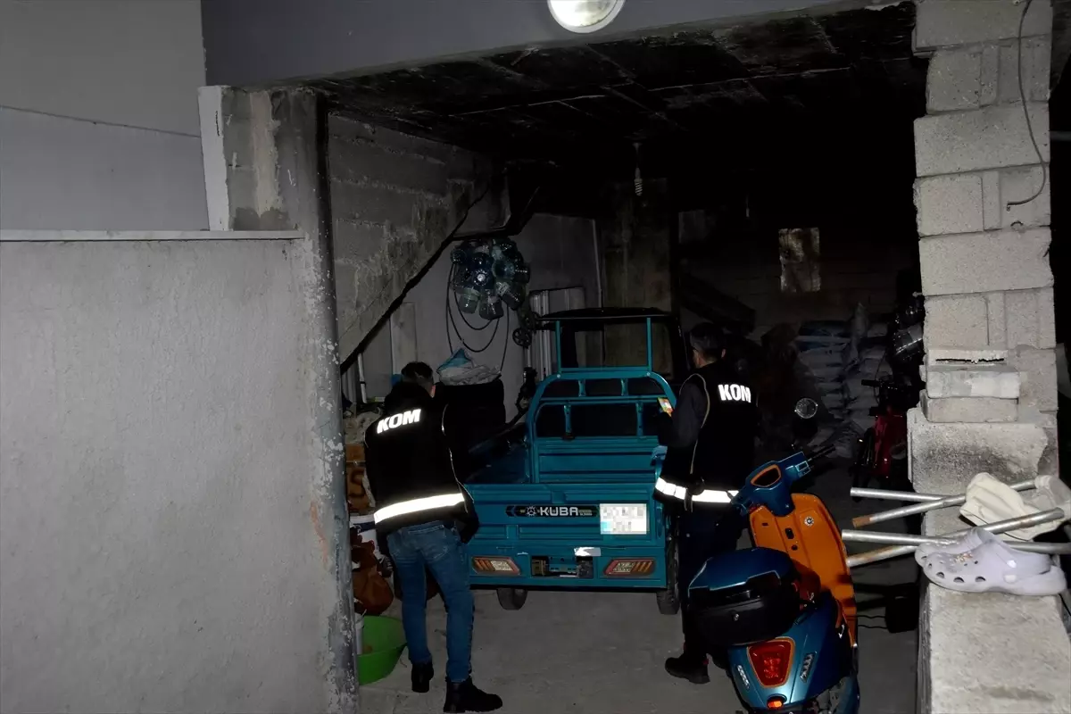 Uyuşturucu Operasyonu: 40 Gözaltı