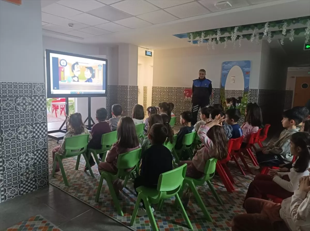 Niğde\'de dolandırıcılık ve sahtecilik konularında bilgilendirme yapıldı