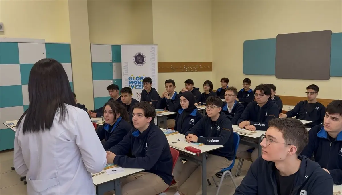 Okullarda eş zamanlı "finansal okuryazarlık" dersi verildi