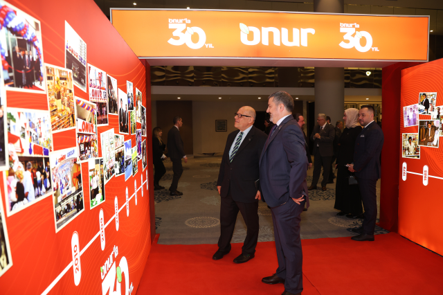 Onur Market 30'uncu Kuruluş Yıl Dönümünü Coşkuyla Kutladı Onur Market 30'uncu Kuruluş Yıl Dönümünü Coşkuyla Kutladı