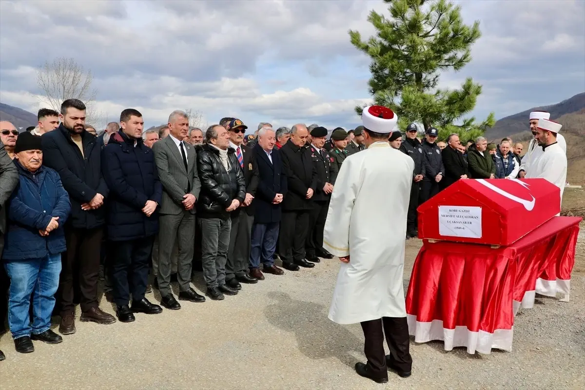 Kore Gazisi Ali Çalışkan Son Yolculuğuna Uğurlandı