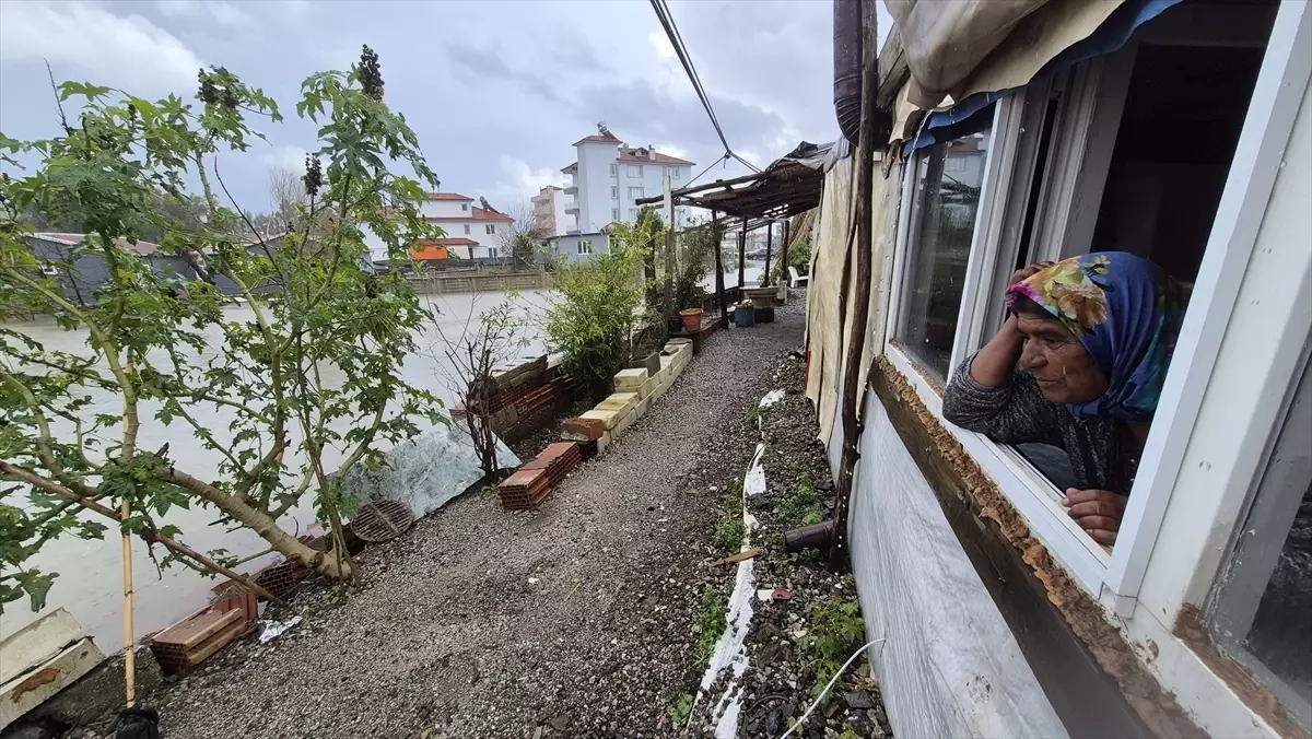 Muğla\'da Su Baskınları Hayatı Olumsuz Etkiliyor