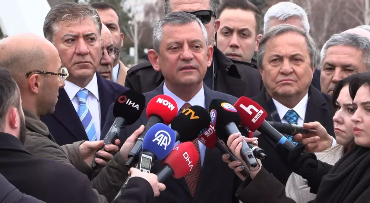 Özgür Özel: Bakanlık yargılanmama imkanı veriyor