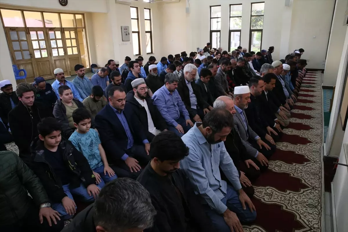 Pakistan\'da Ramazan Bayramı Coşkuyla İdrak Edildi