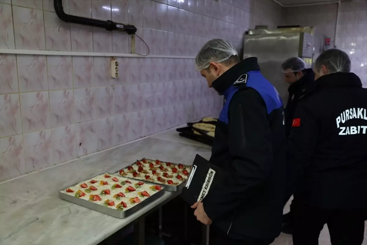 Pursaklar\'da Ramazan Denetimleri Artırıldı