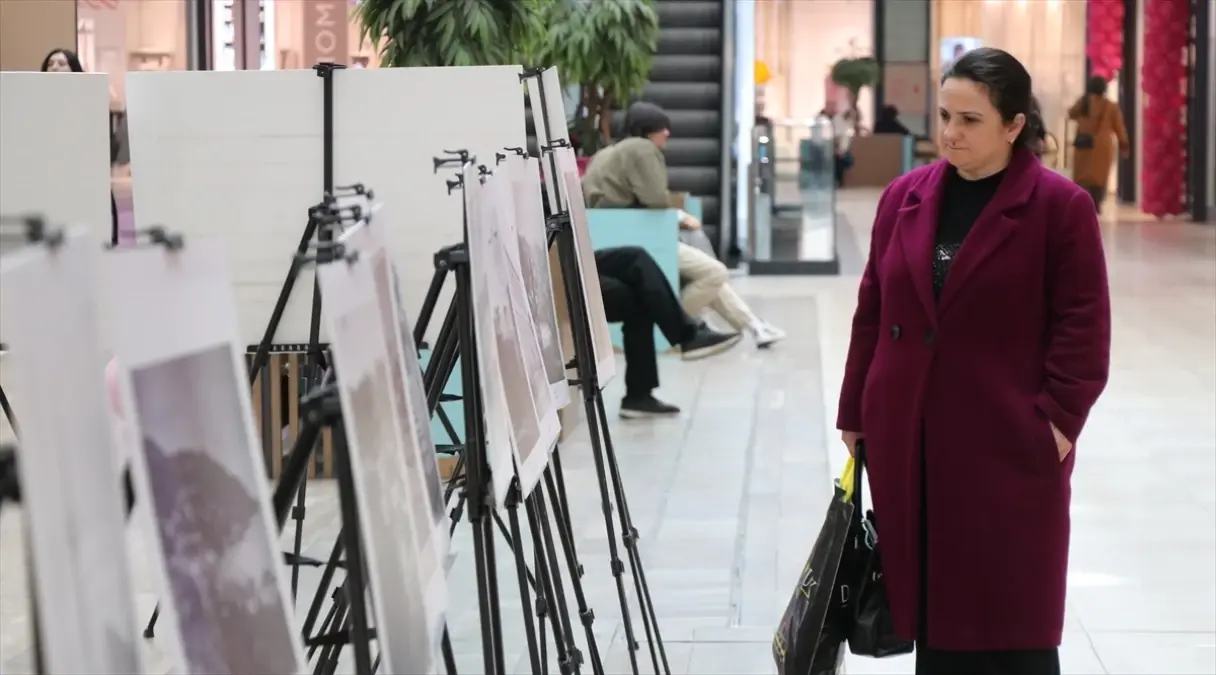 Rize\'de "Geçmişin Peşinde Rize Hatırası" fotoğraf sergisi açıldı