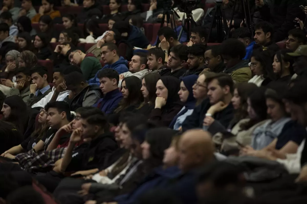 ROKETSAN\'dan Uzayda Savunma Sürü Teknolojileri Vurgusu