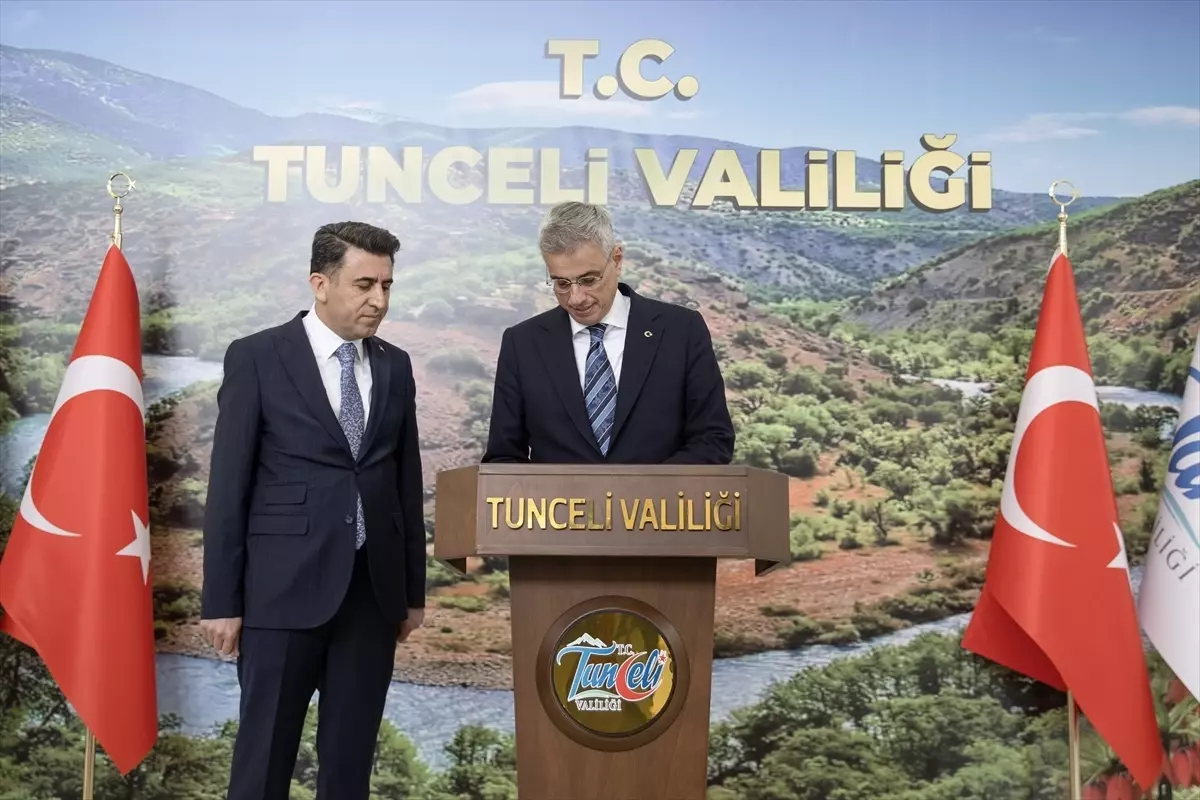 Bakan Memişoğlu Tunceli\'yi Ziyaret Etti