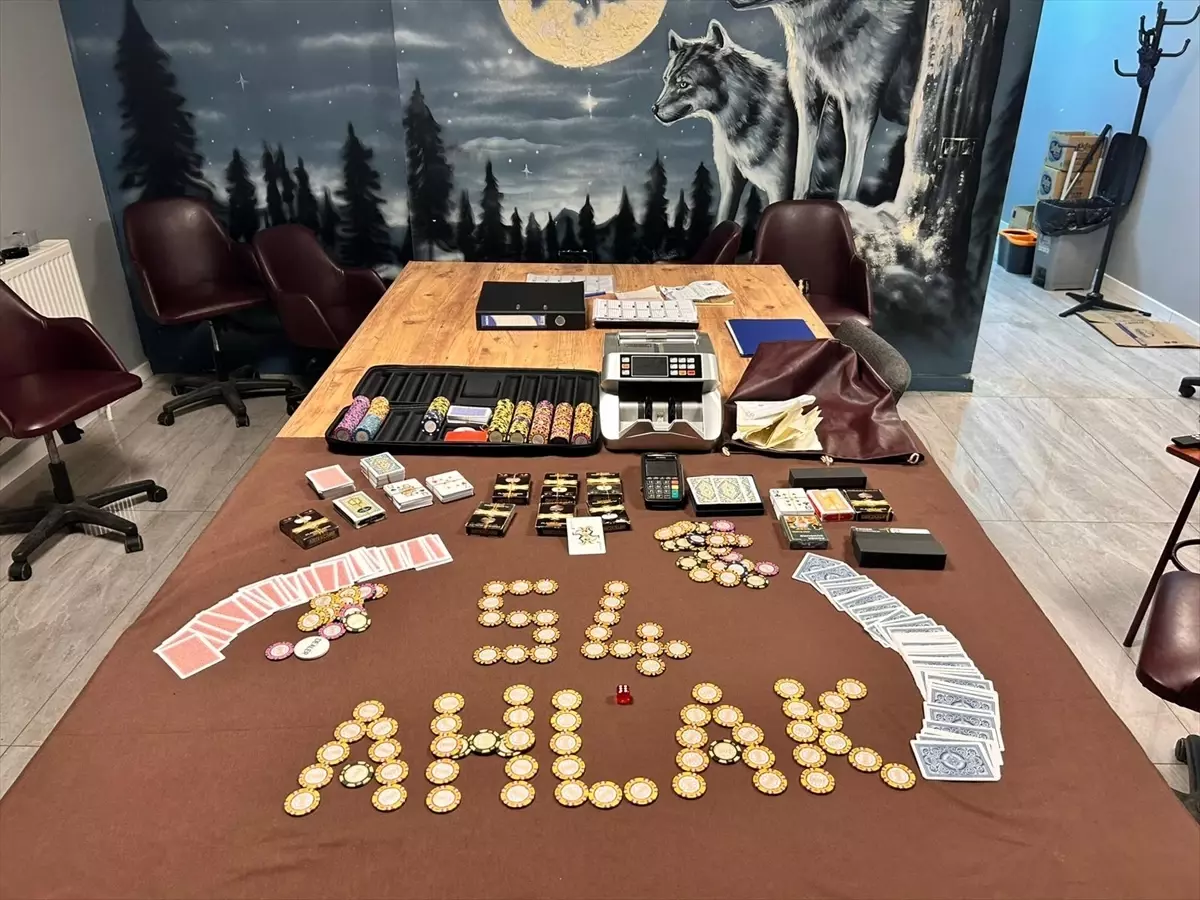 Adapazarı\'nda Kumar Operasyonu: 18 Kişiye Cezalar