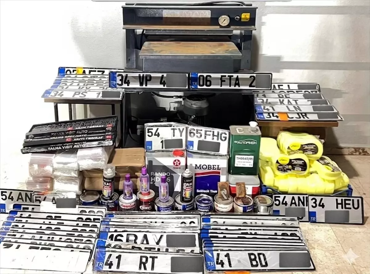 Sakarya\'da Sahte Plaka Operasyonu