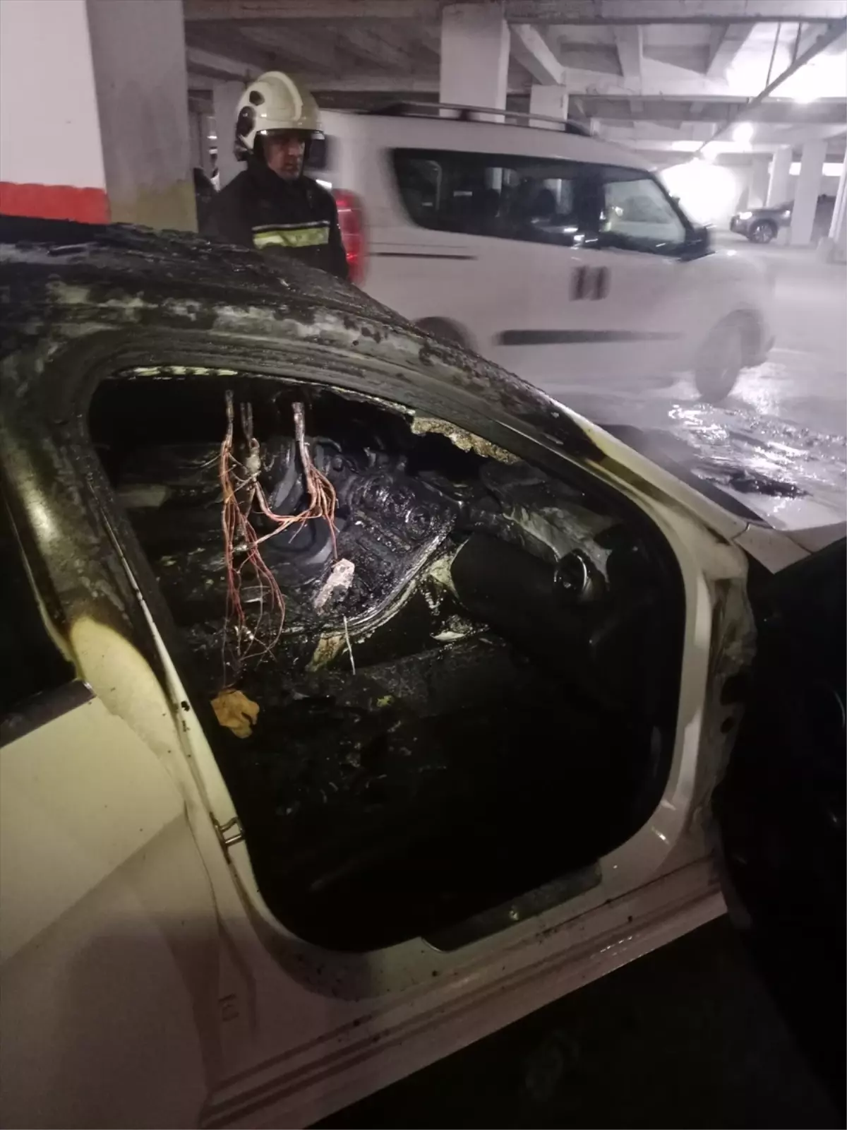 Samsun\'da Otoparkta Araç Yangını