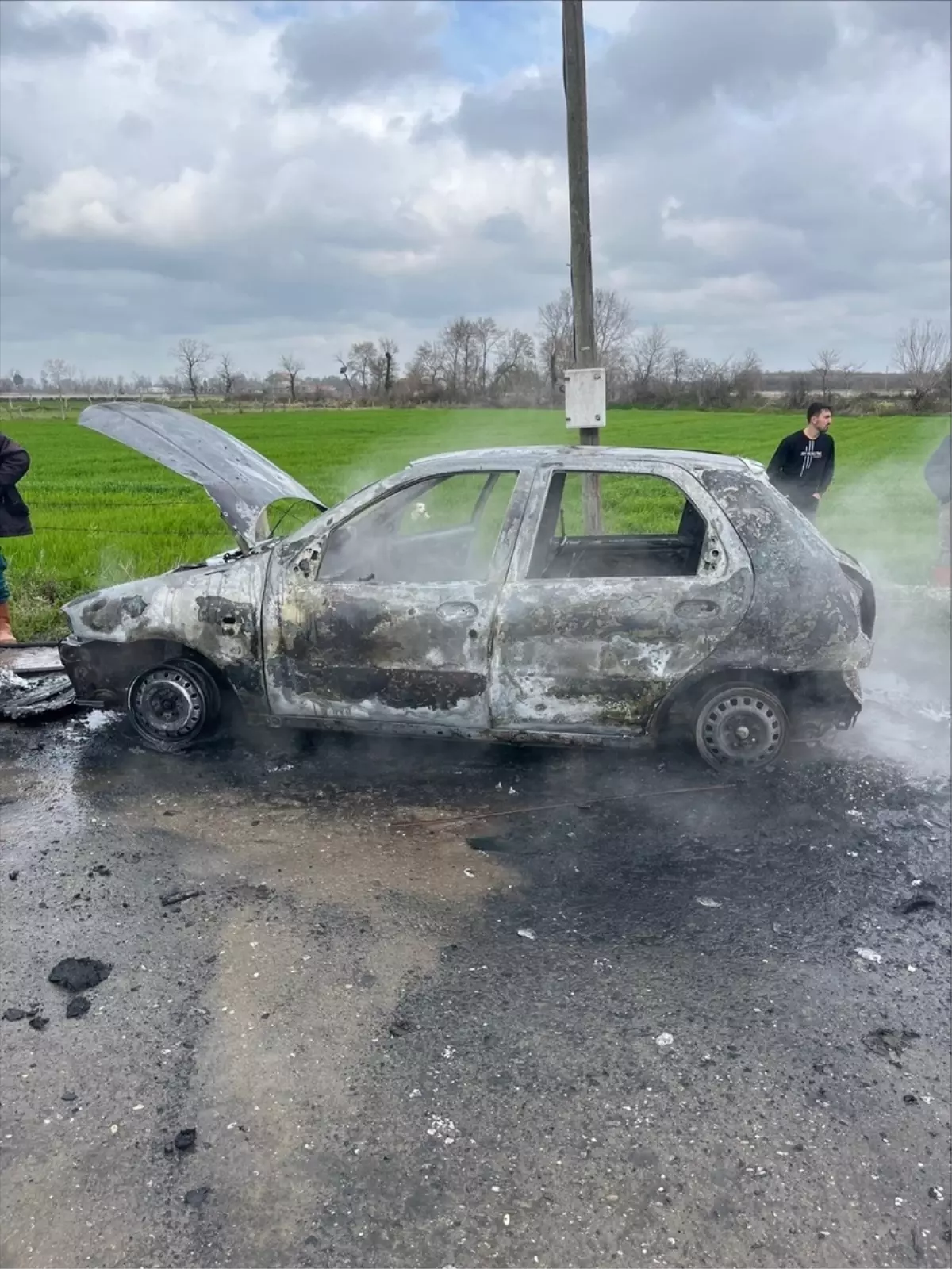 Bafra\'da Otomobil Yangını