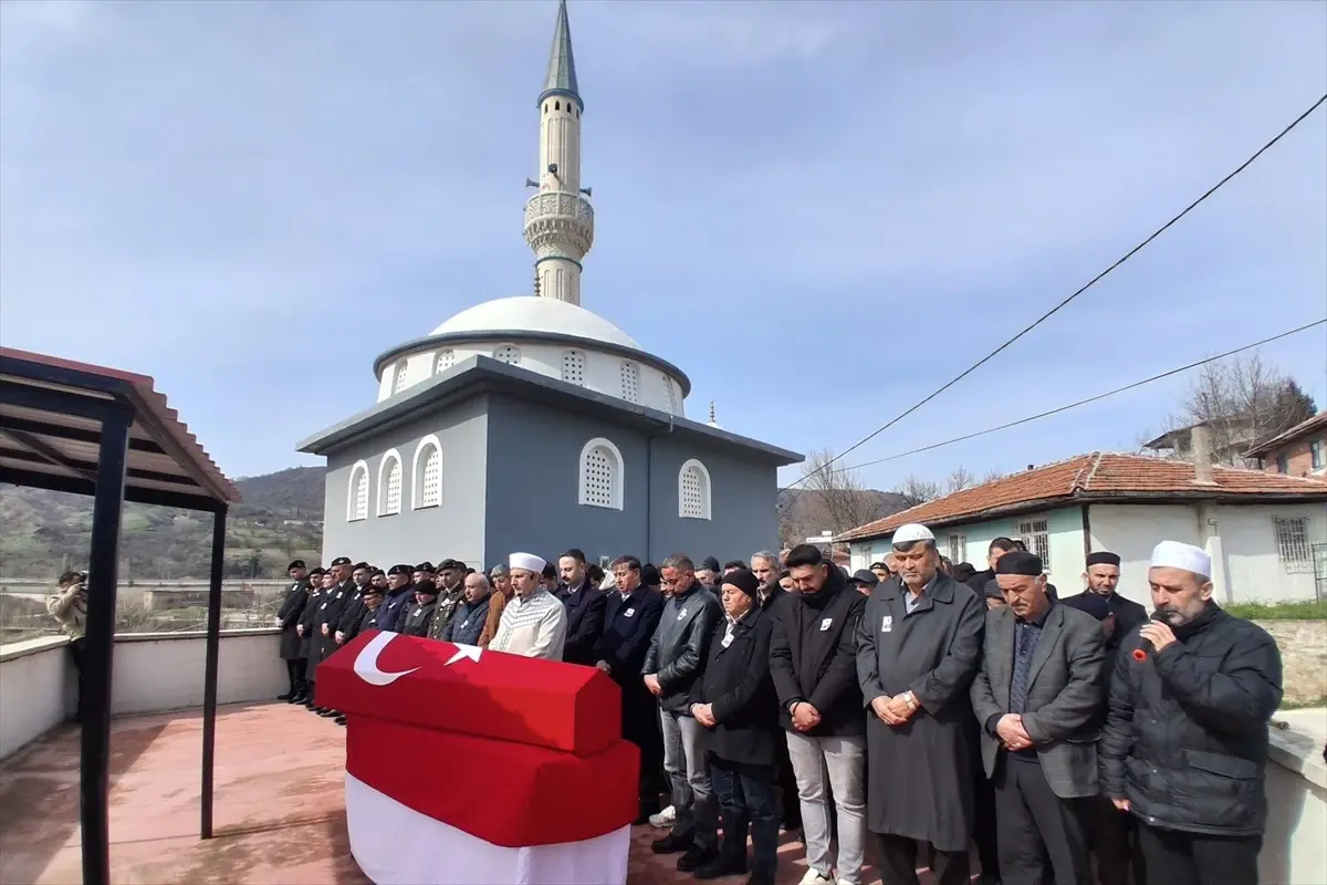 Kıbrıs Gazisi Mehmet Koç Son Yolculuğuna Uğurlandı