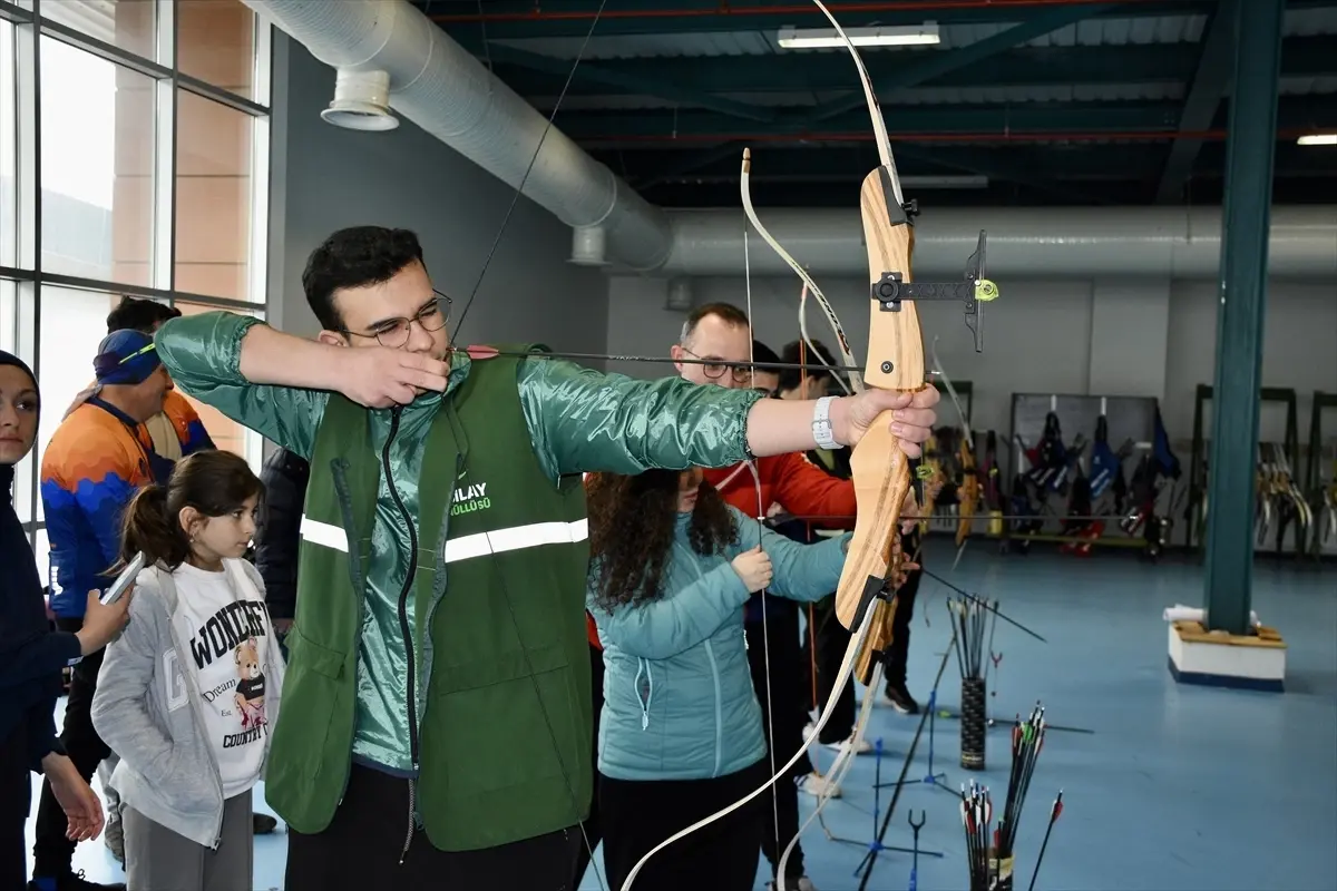Yeşilay Haftası’nda Farkındalık Etkinlikleri