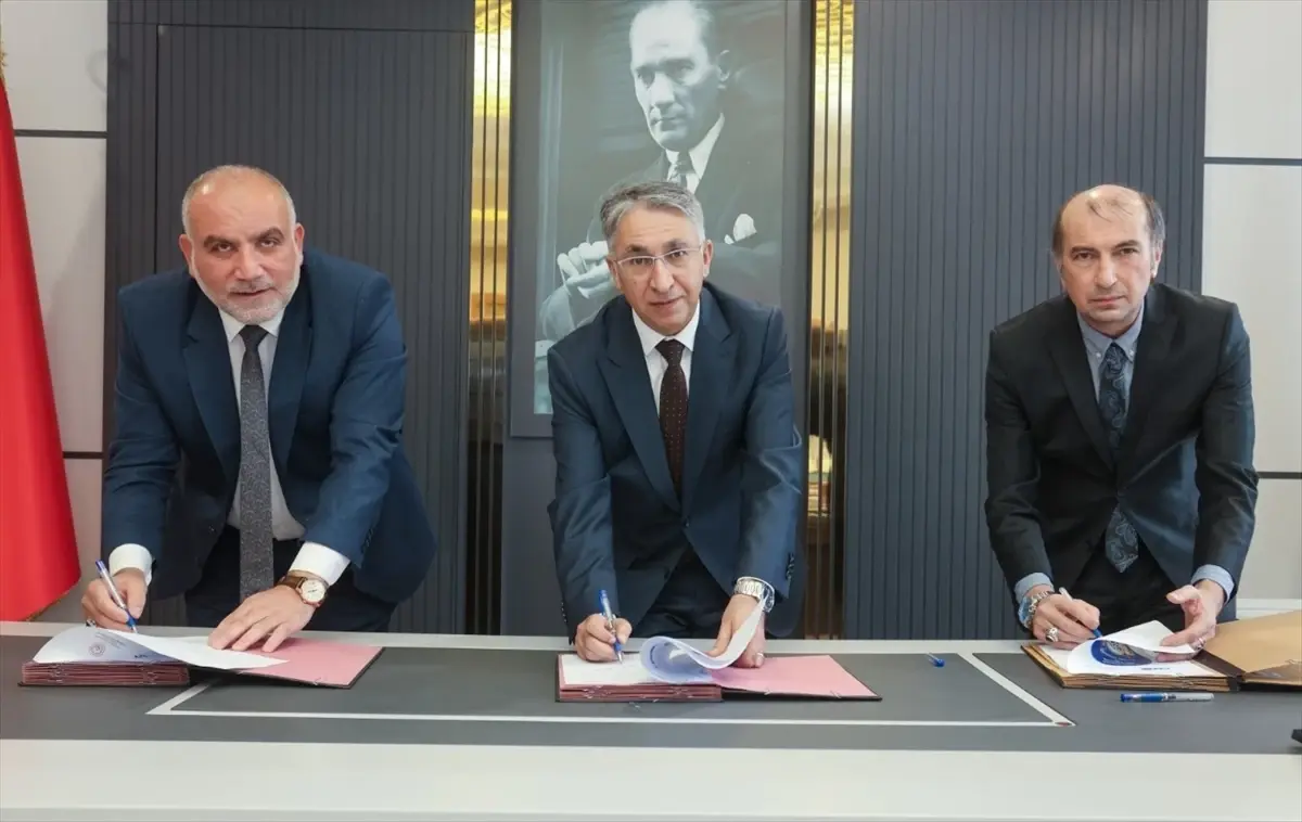 Canik\'te Evlenecek Çiftlere 20 Bin Lira Destek