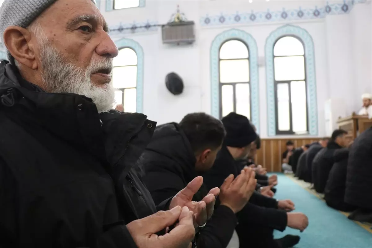 Siirt\'te 15 Temmuz şehitleri için "Her Ay 253 Hatim" programı düzenlendi