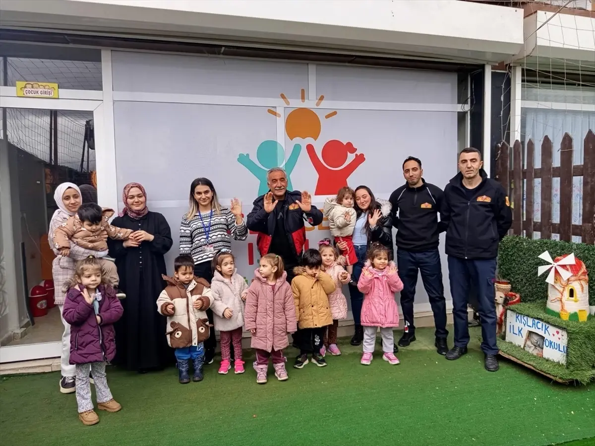 Siirt\'te Çocuklara Yangın Güvenliği Eğitimi