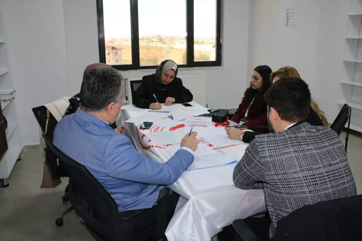 Siirt\'te Kadına Yönelik Şiddetle Mücadele Çalıştayı
