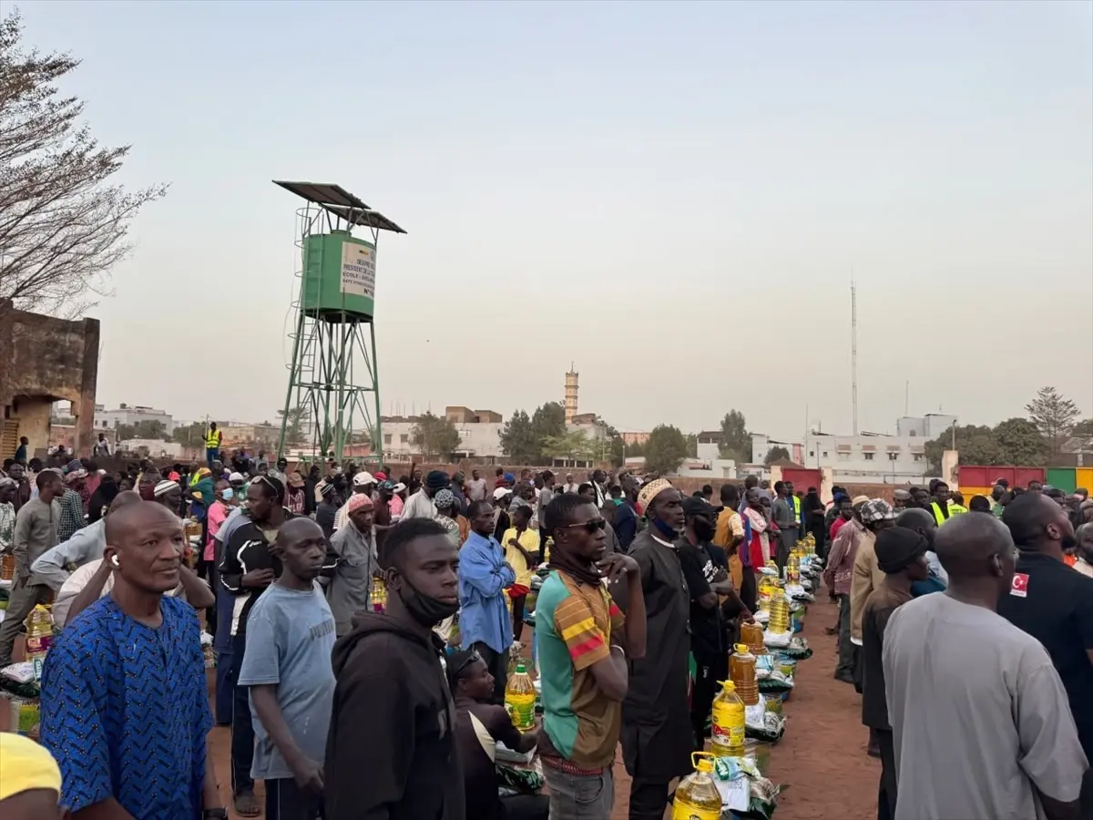 SİMDER\'den Mali\'ye 40 Ton Gıda Yardımı