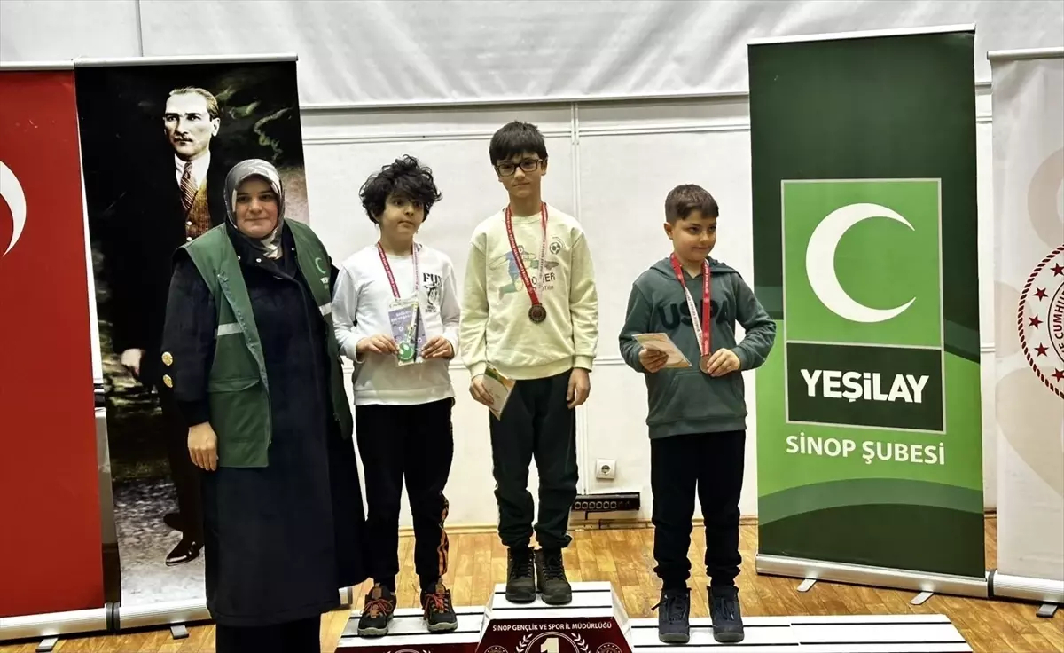 Yeşilay Haftası\'nda Satranç Turnuvası