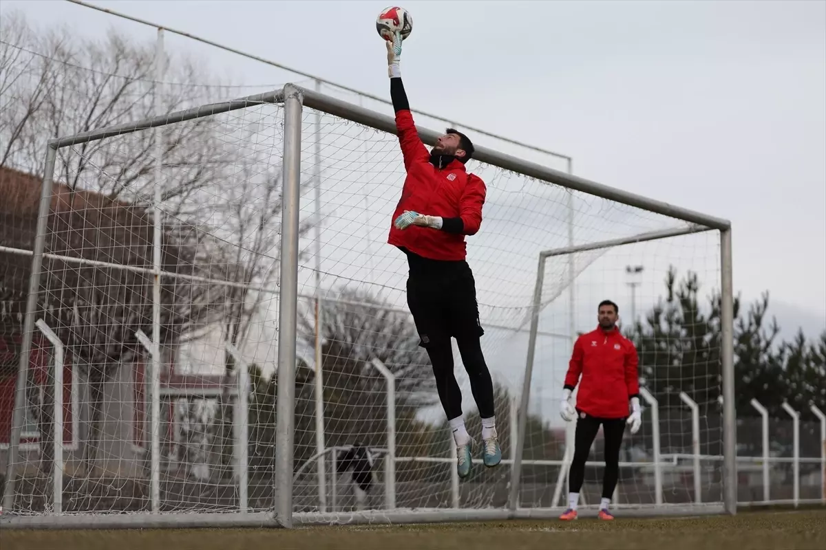 Sivasspor, Keçiörengücü Maçına Hazırlanıyor
