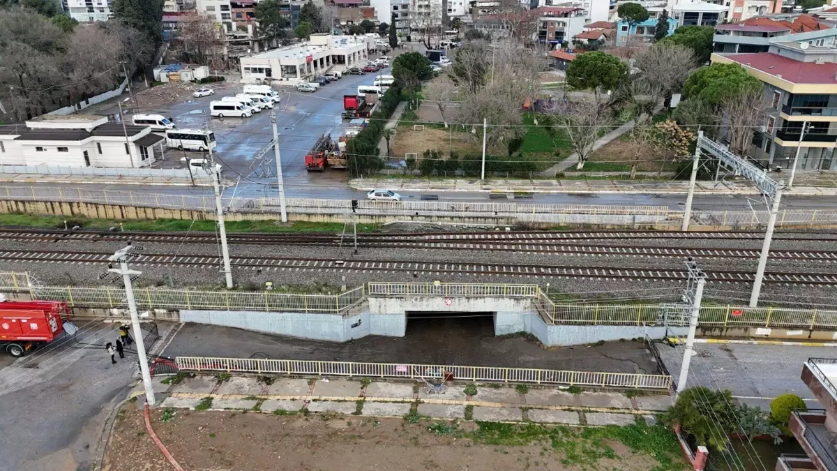 Sağanakta Mahsur Kalan Sürücü Öldü