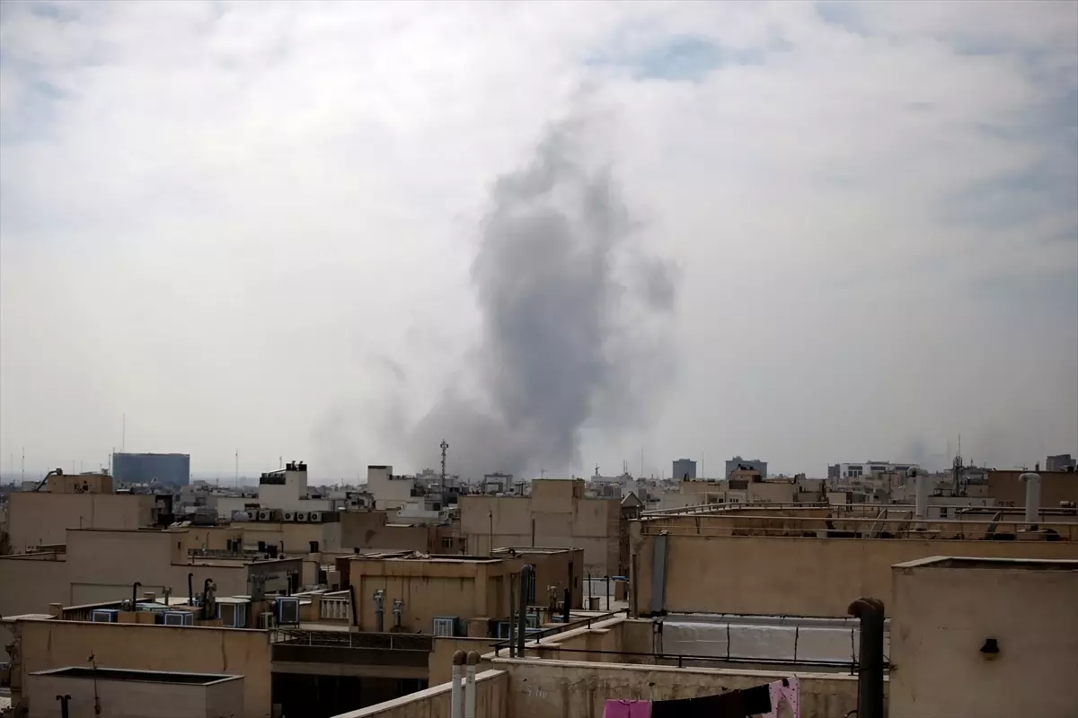 Tahran\'da Patlamalar: İsrail Saldırısı Sonrası