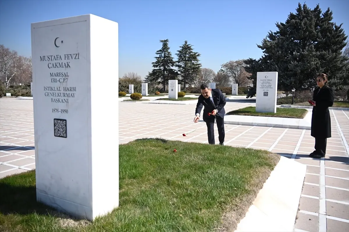 Tarihi Alan Başkanı Kaşdemir Ankara\'da düzenlenen törenlere katıldı