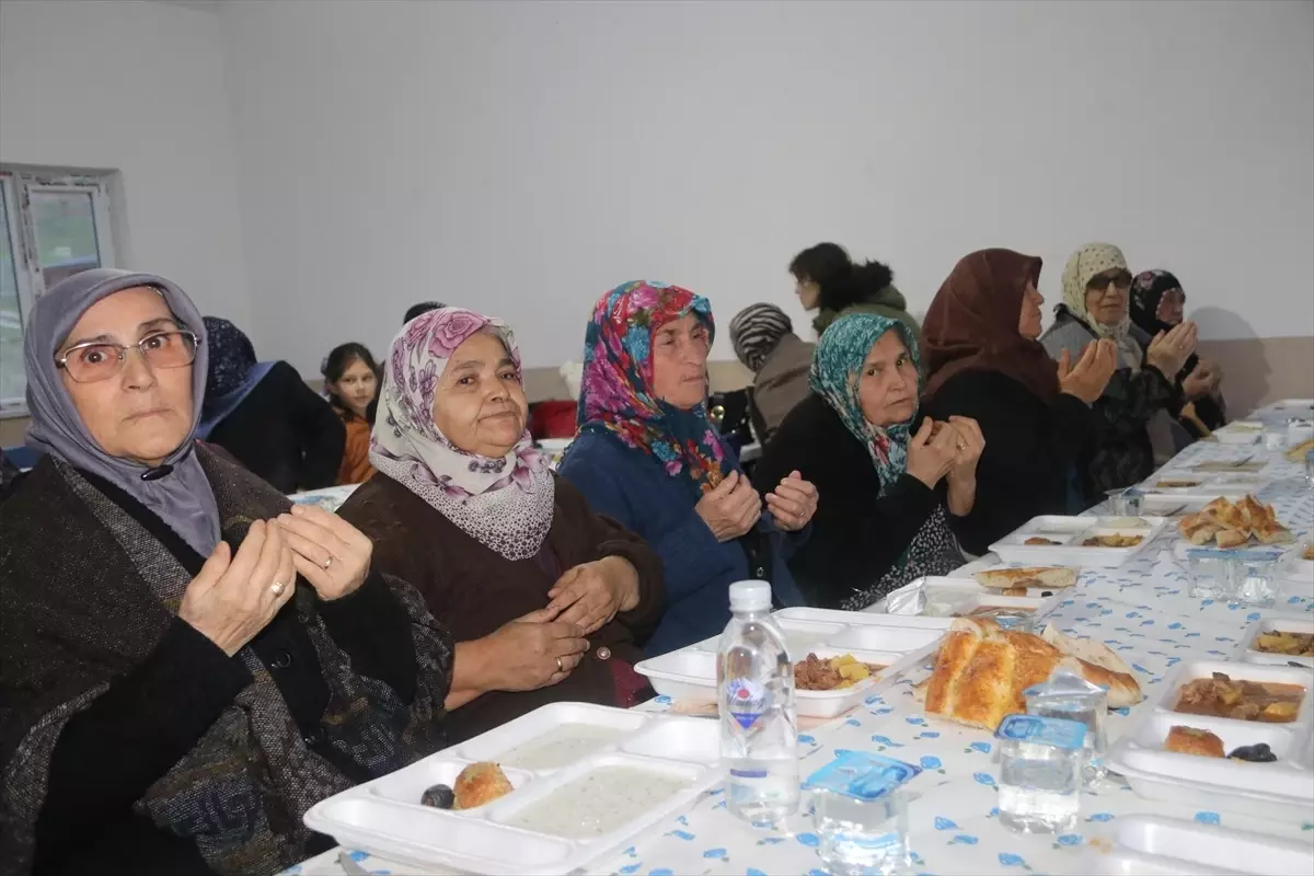 Özalp Ramazan İftarında Hüner Gösterecek