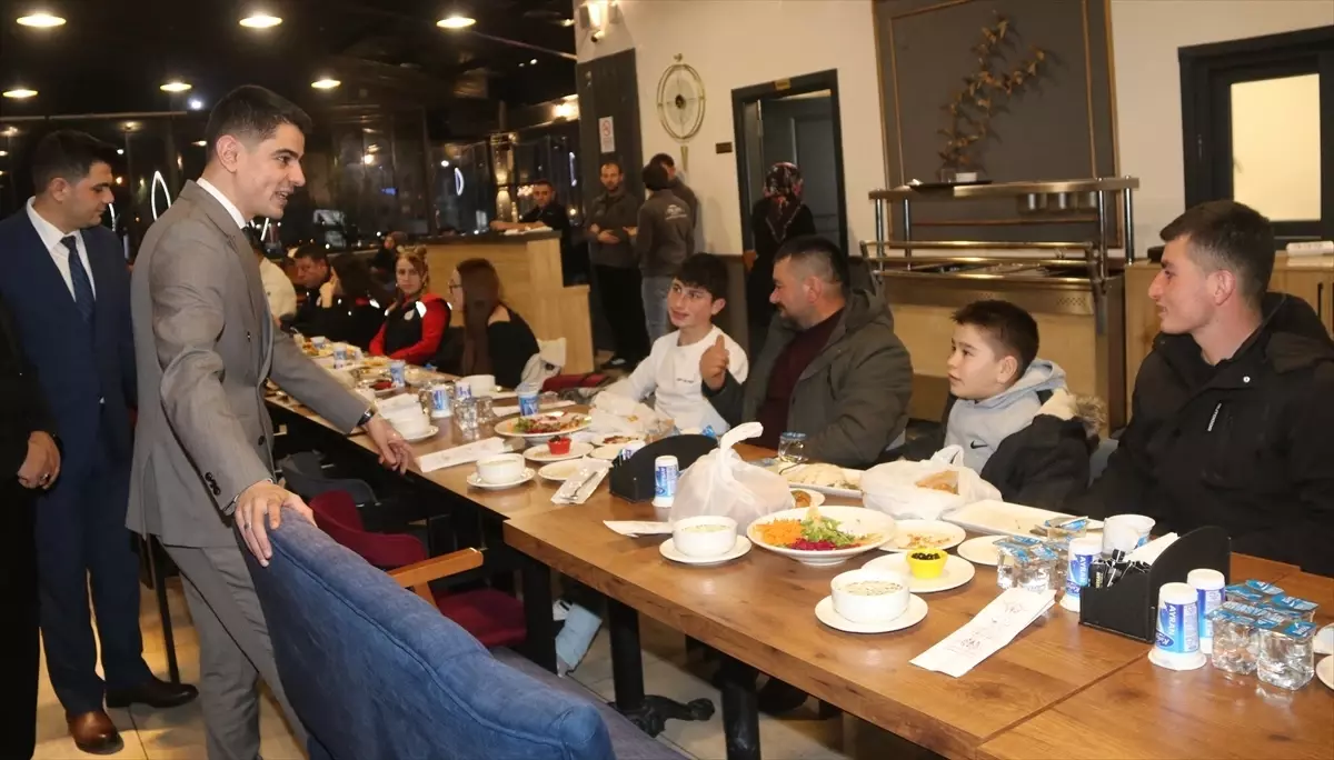 Amasya\'da Çocuklara İftar Programı