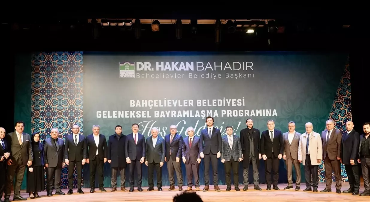 TDT Aksakallar Konseyi Başkanı Yıldırım, Bahçelievler\'de bayramlaşma programında konuştu Açıklaması