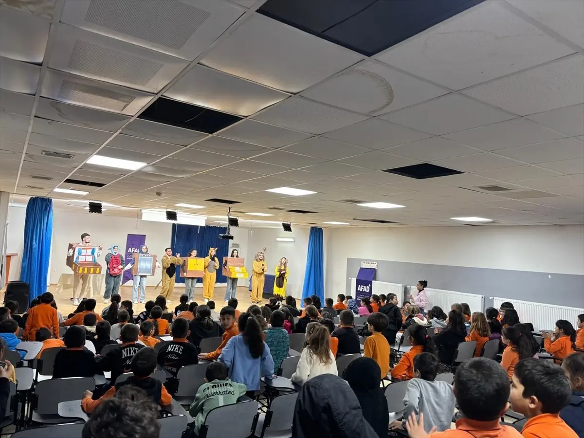 Çocuklar için Afet Farkındalığı Tiyatrosu