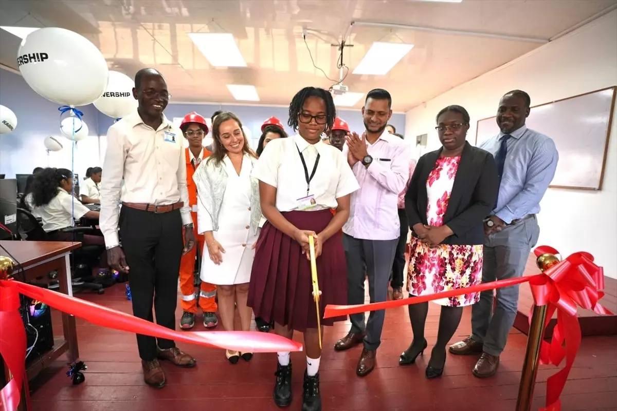 Guyana\'da AutoCAD Laboratuvarı Açıldı