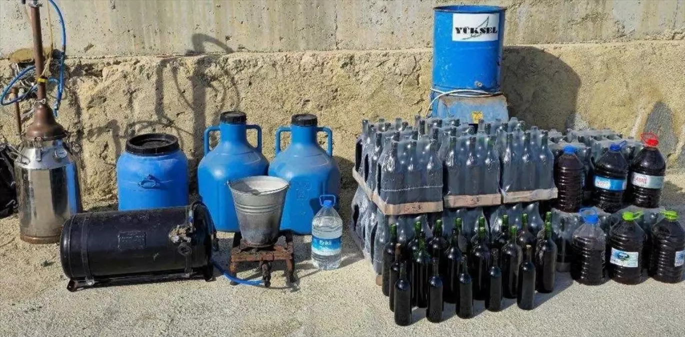 Şarköy\'de 425 Litre Sahte İçki Ele Geçirildi