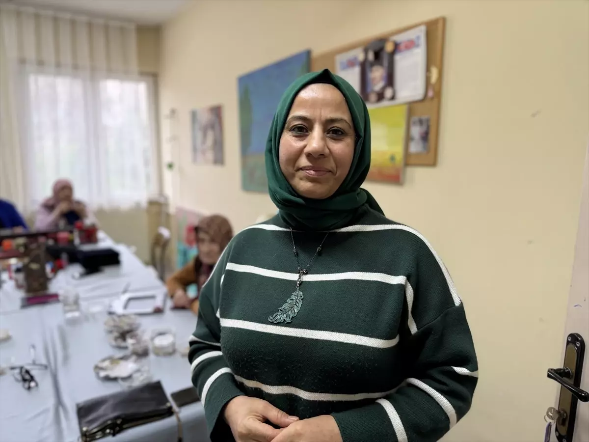 Çorlu Huzurevi\'nde Yaşlılara Özel Kurslar