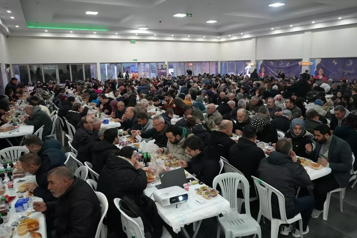 Esenler\'de İftar ve Sağlık Taraması