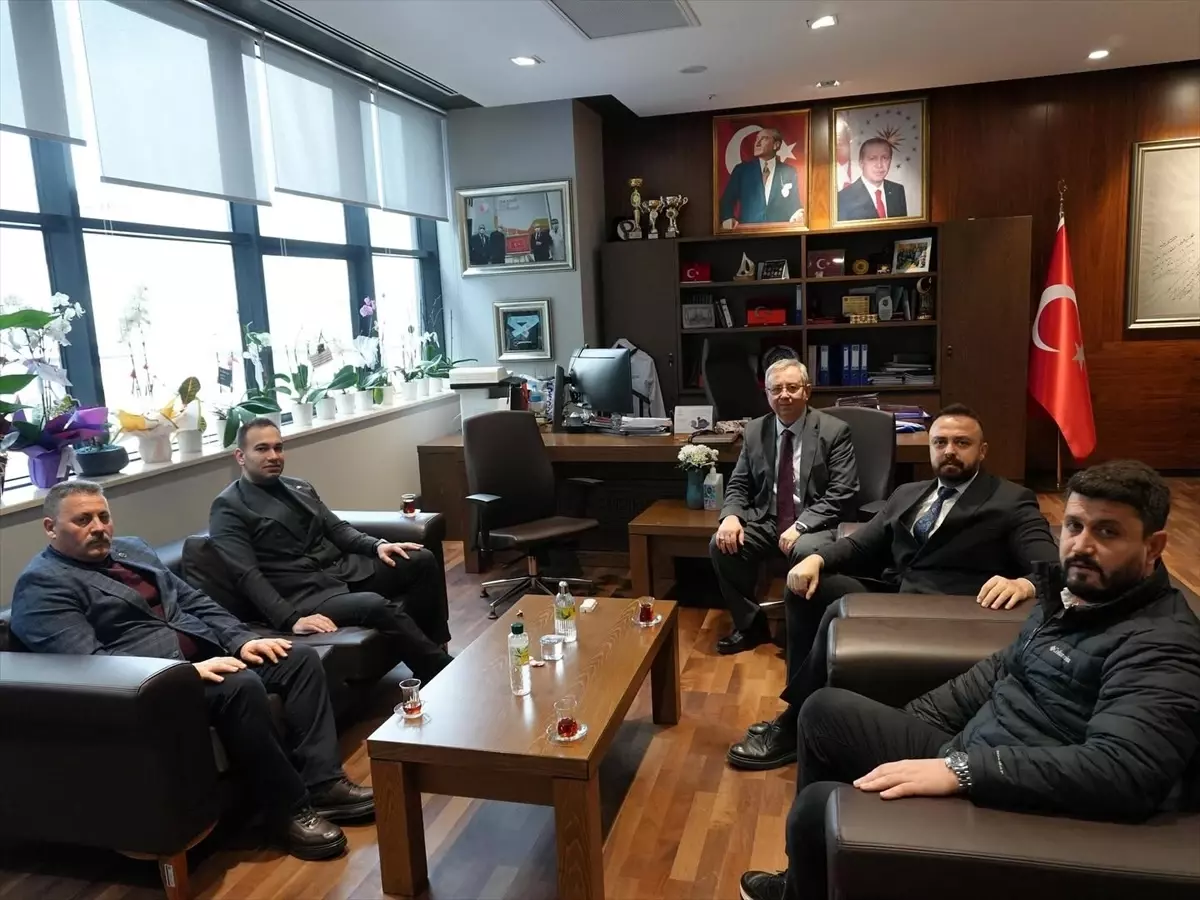 MHP Başkanı Şirin Hastane Başhekimi Tabakoğlu\'nu Ziyaret Etti