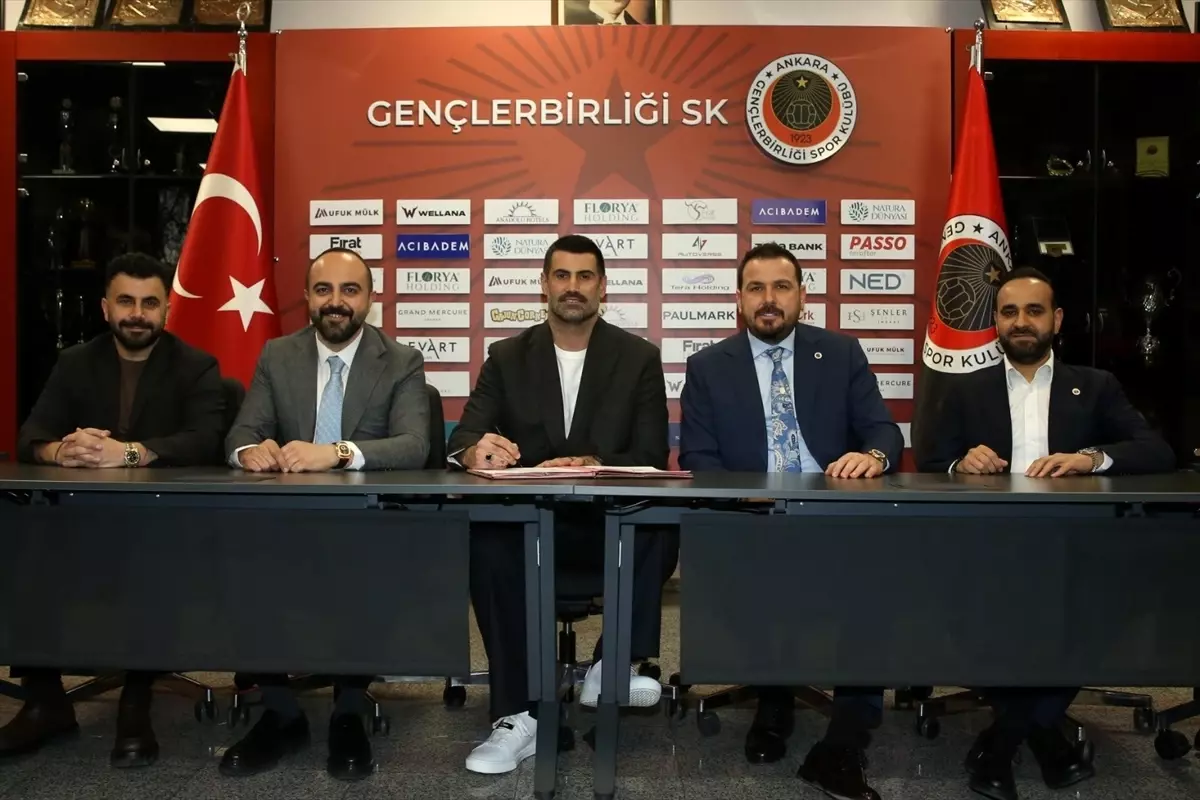 Gençlerbirliği Volkan Demirel ile Yeniden Anlaştı