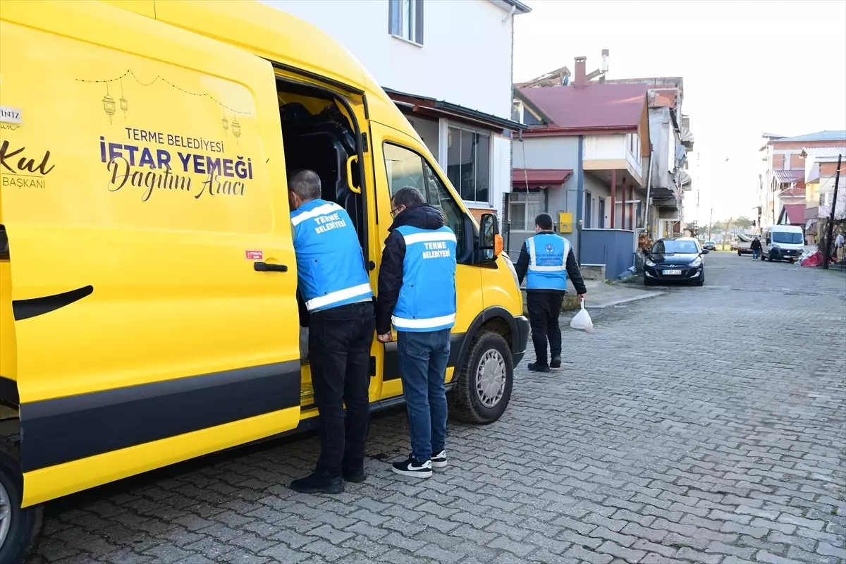 Terme Belediyesi\'nden Ramazan Destekleri