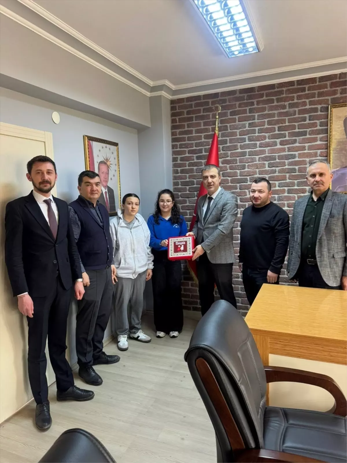 Mira Ayan, Mangala\'da İlçe Birincisi Oldu