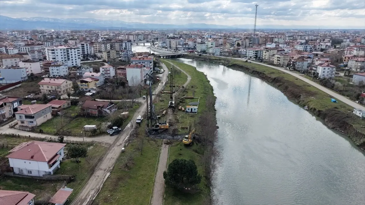 Samsun\'da Yeni Köprü Projesi Başladı