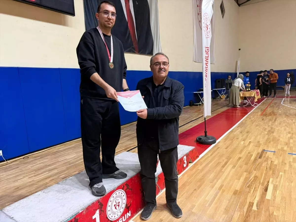 Vezirköprü\'de Sağlık Çalışanlarına Voleybol Turnuvası