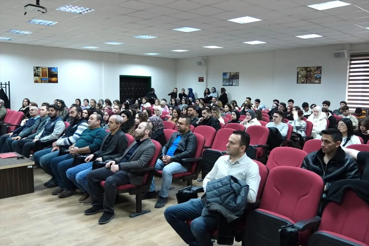 TOGÜ\'de "Siber Güvenlik ve Bilinçli İnternet Kullanımı" semineri düzenlendi