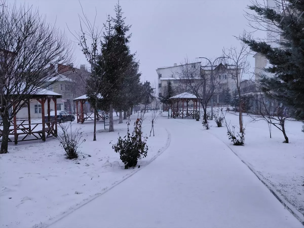 Başçiftlik\'te Kar Yağışı Etkili