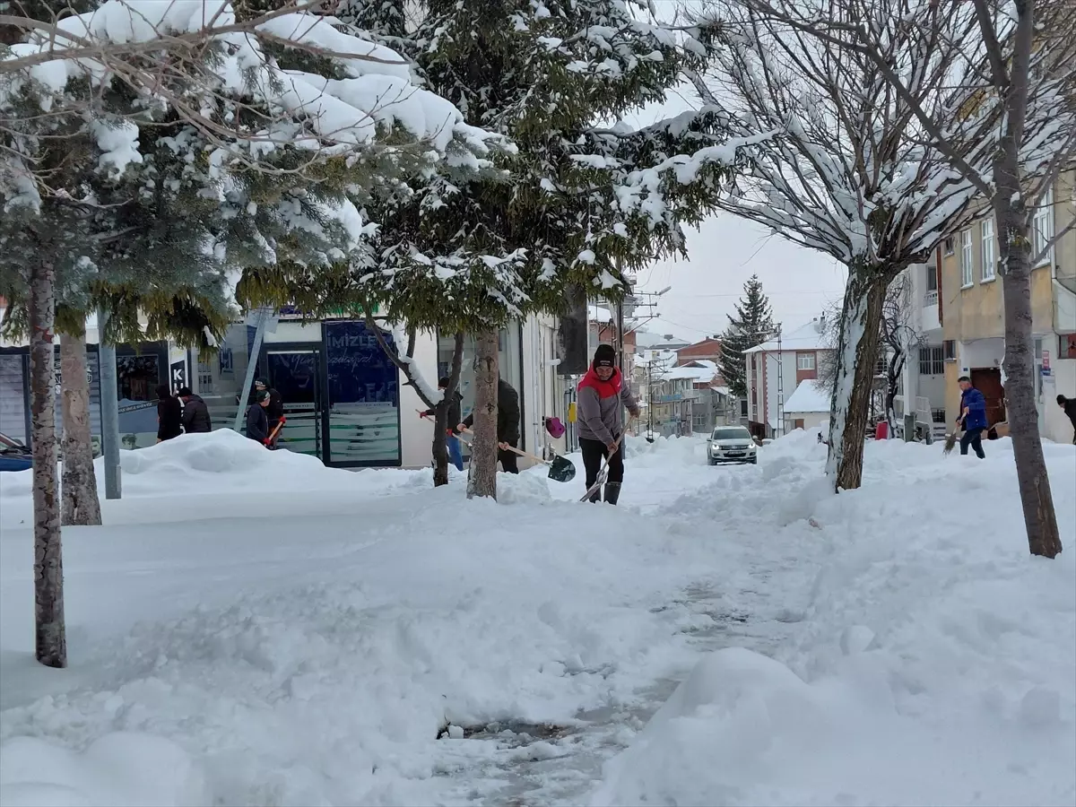Tokat\'ta Kar Yağışı Etkili