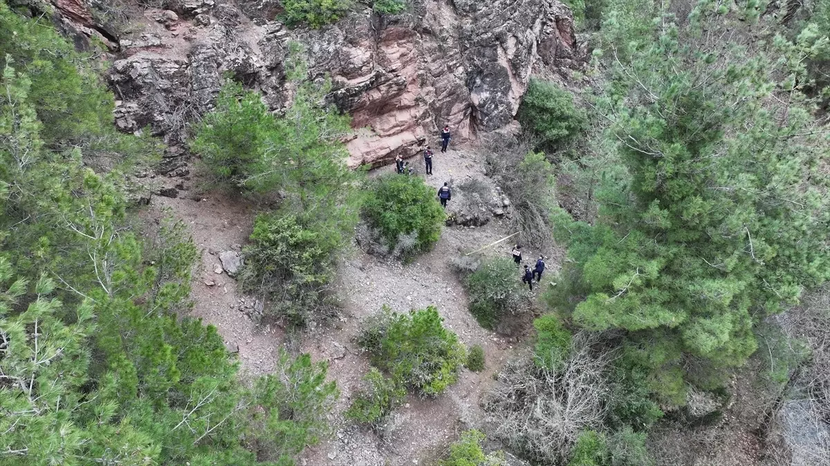 Erbaa\'da Uçurumdan Düşen Kişi Hayatını Kaybetti