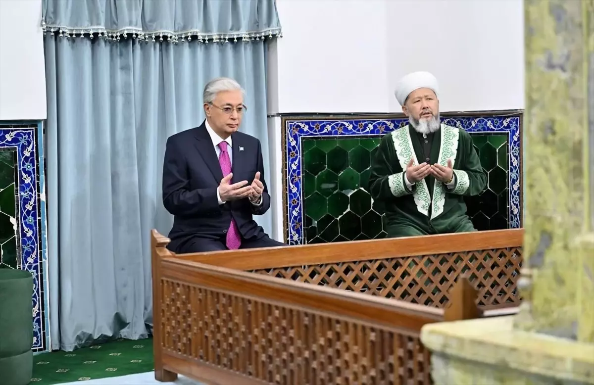 Tokayev Türkistan\'da Zirve Duyurdu